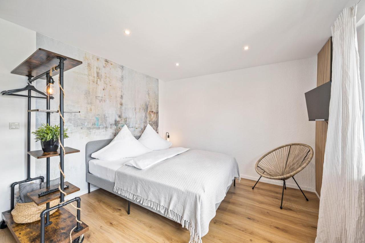 Ruhiges Und Zentrales Apartment In Huettenfeld Lampertheim Dış mekan fotoğraf