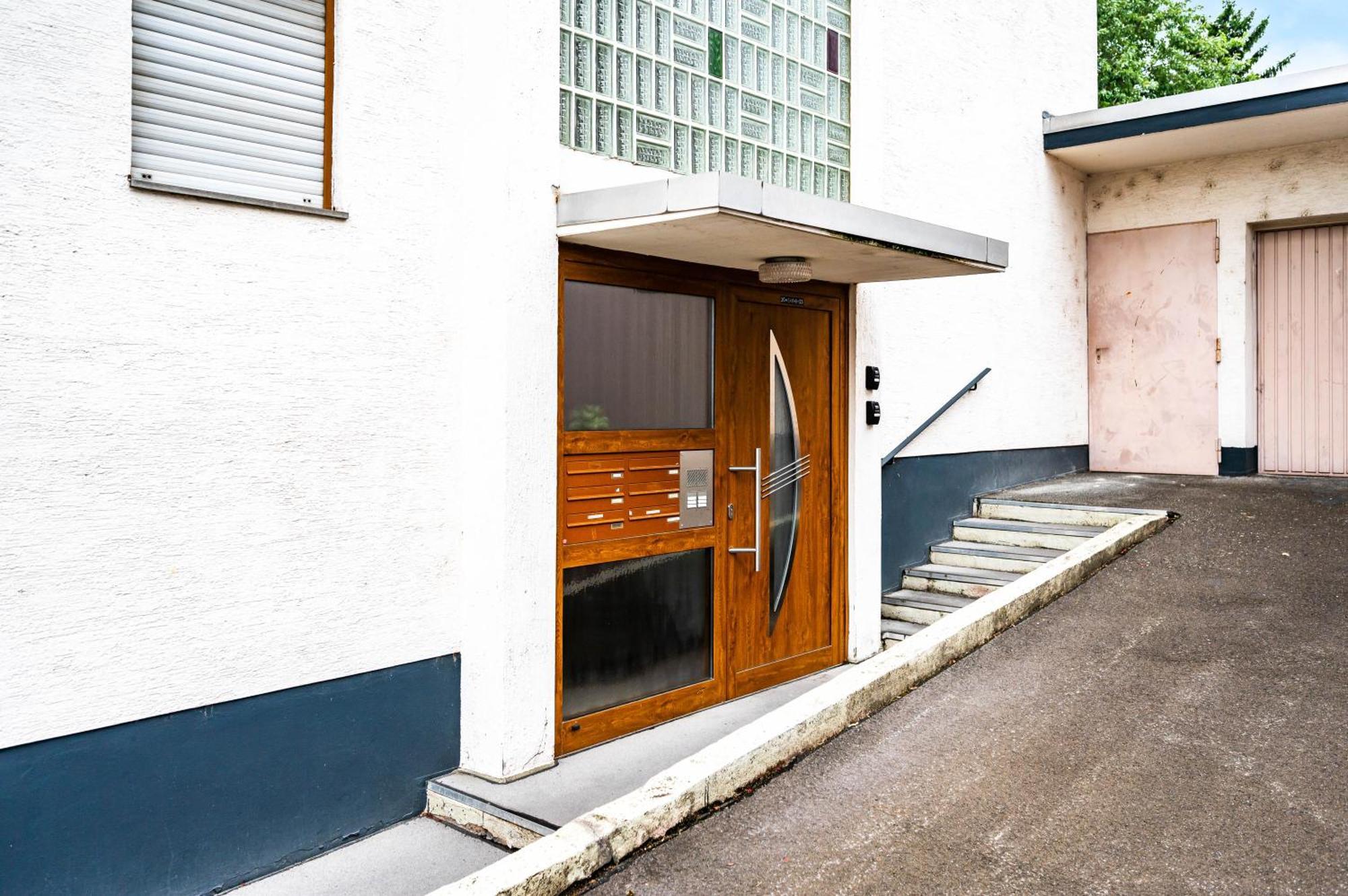 Ruhiges Und Zentrales Apartment In Huettenfeld Lampertheim Dış mekan fotoğraf